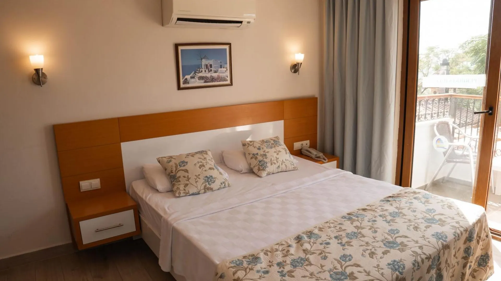 Perdikia Hill Hotel And Villas Ολουντενίζ
