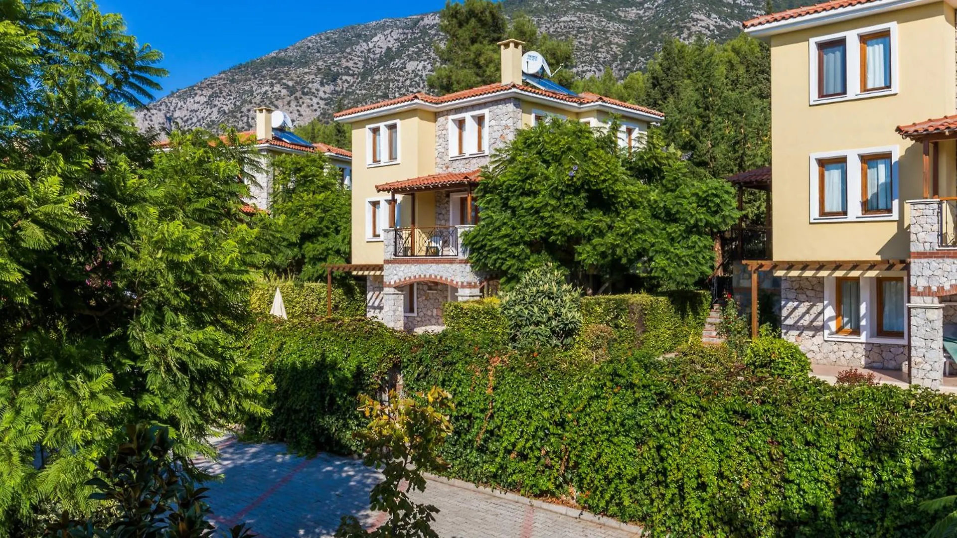Perdikia Hill Hotel And Villas Ολουντενίζ